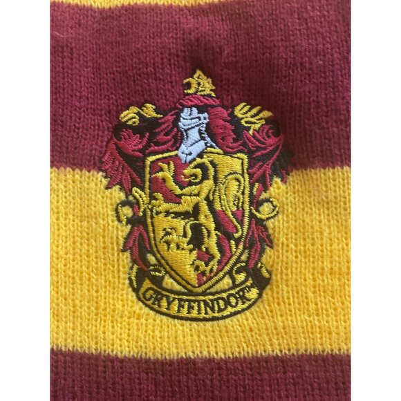 Harry Potter Gryffindor Knit Scarf Red & Yellow Striped With Crest - Picture 4 of 4